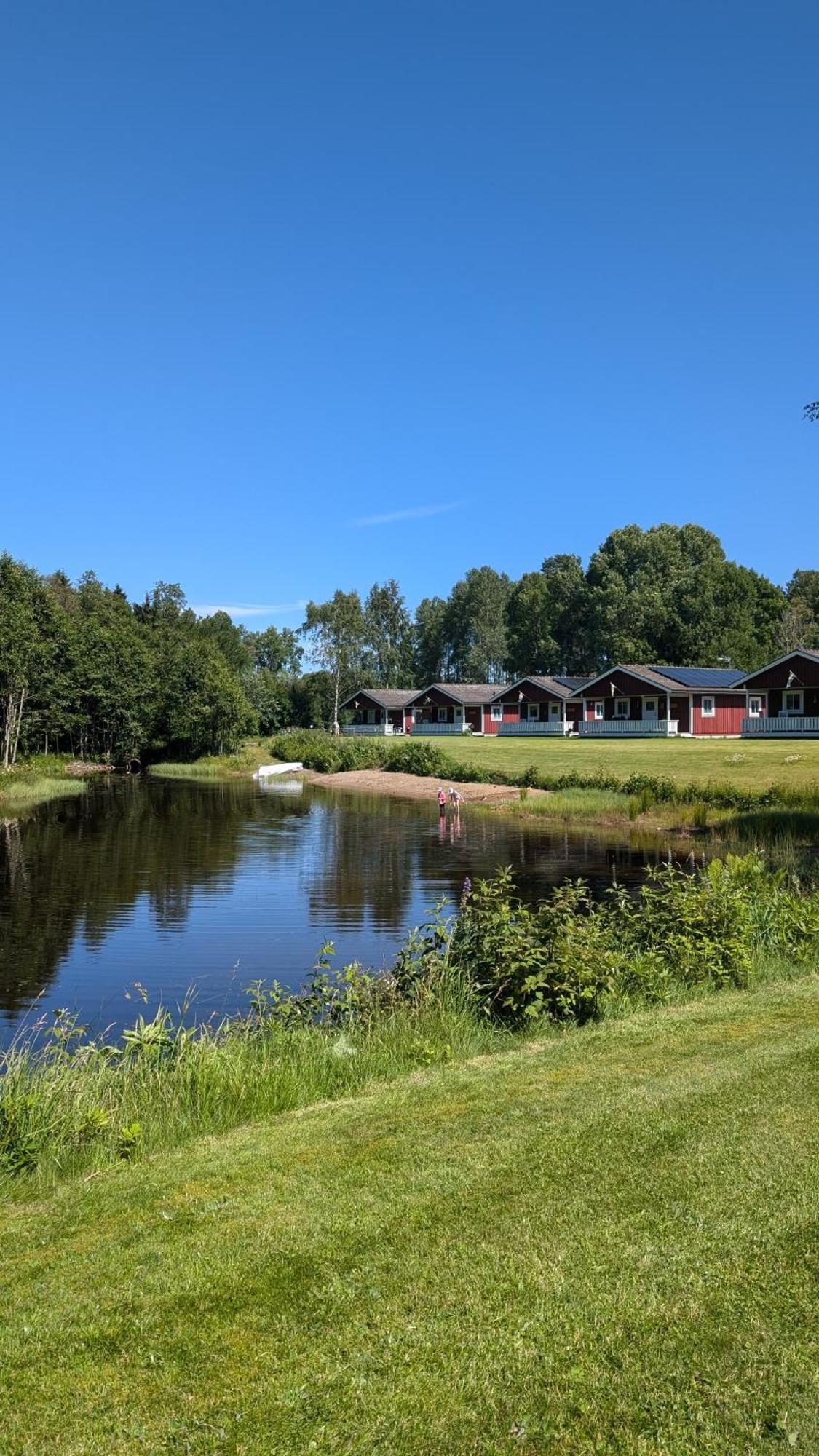 Rolig Haest, Kaneeling Stugby Ab Villa Dalskog Exteriör bild